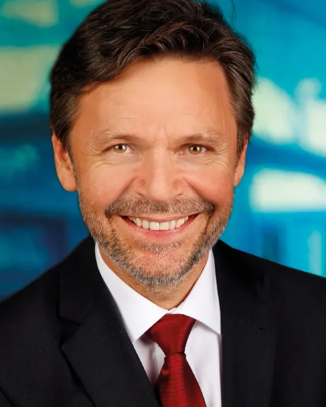 Porträt von Mag. Alfred Tanczos